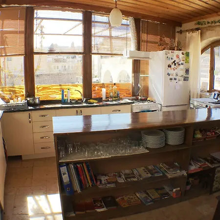 Ξενοδοχείο Kemal's 2*