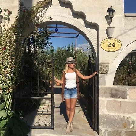 Ξενοδοχείο Kemal's 2*