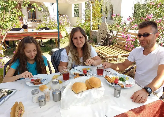 מלון Kemal's גורמה