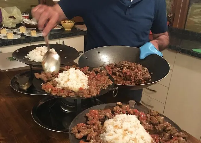 מלון Kemal's גורמה